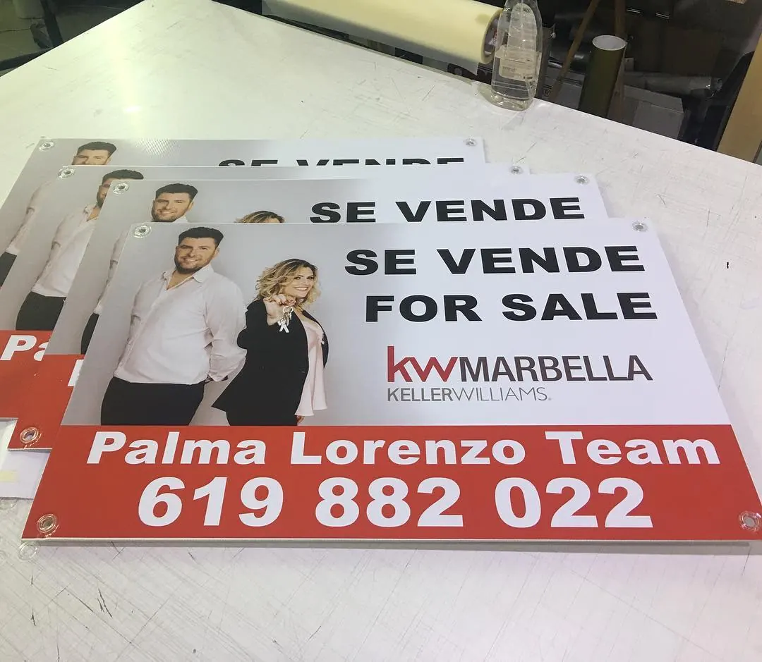 Carteles de inmobiliaria Se vende